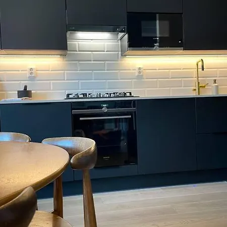 Апартаменты Stunning 90 Square Meter With 3br + Rooftop Тампере